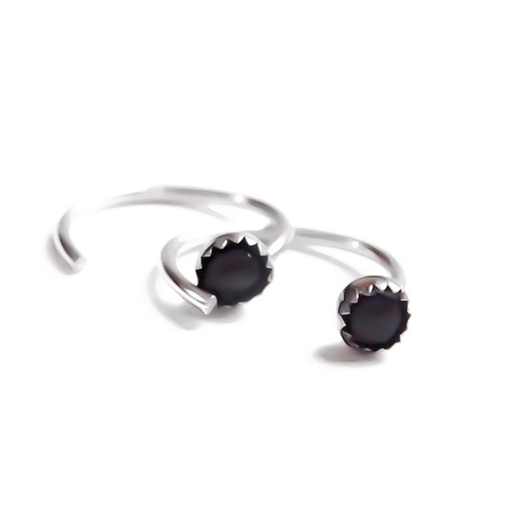925 Sterling Silver Genuine Onyx Gemstone Mini Hug Half Hoop Threader Earrings - Picture 5 of 7